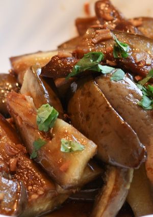 Une photo de Aubergines piquantes