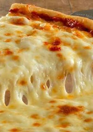 A picture of Cheese Pizza.