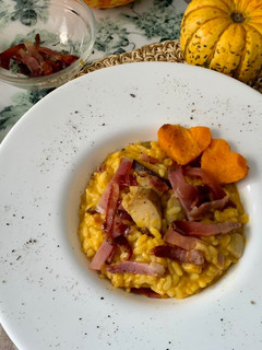 Foto di Risotto zucca, funghi, gorgonzola e speck croccante