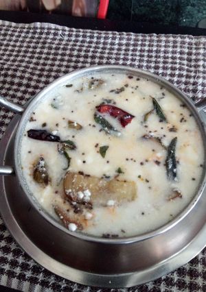 A picture of Dahi baingan.
