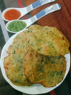 मेथी की पूड़ी (methi ki poori recipe in Hindi) रेसिपी मुख्य फोटो