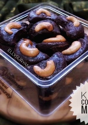Foto resep Kue Coklat Mete Kriuk Yummy