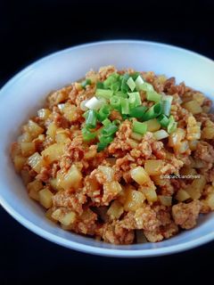 Foto resep Tumis Daging Sapi Giling & Kentang (Untuk Isian)