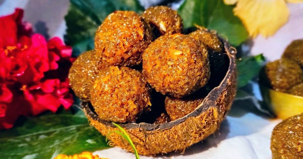 Coconut jaggery ladoo Recipe by Subhalaxmi Samantaray Cookpad