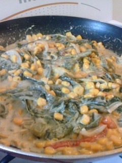 Una foto de Rajas Poblanas con elote🌽