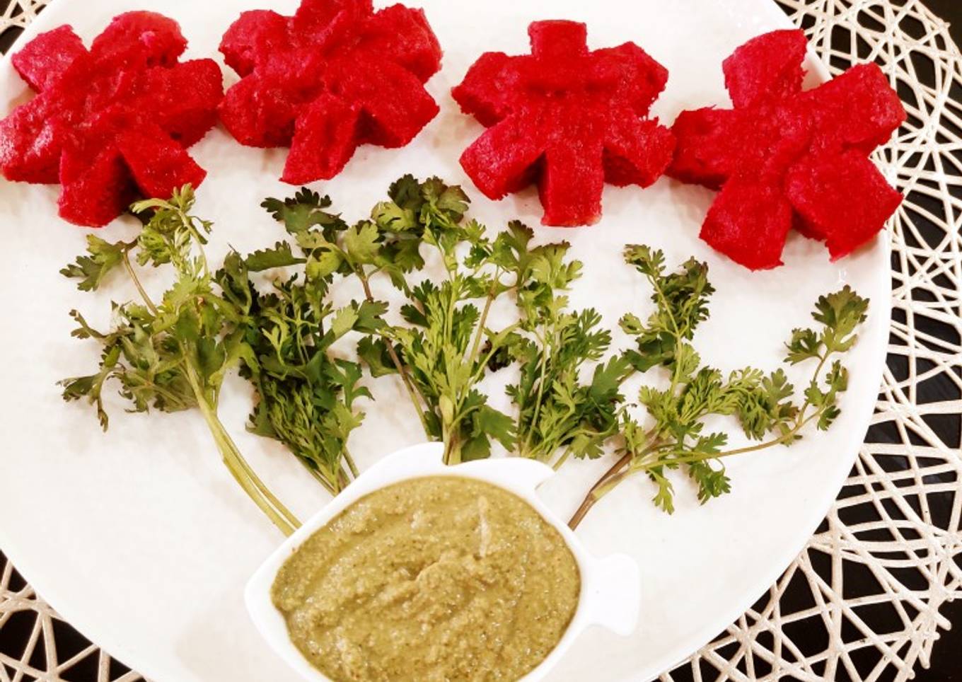 Millet (foxtail) beetroot healthy idli