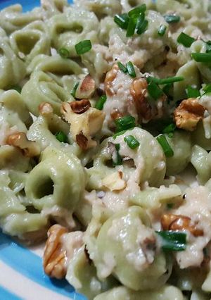 Una foto de Pastas con salsa de nueces