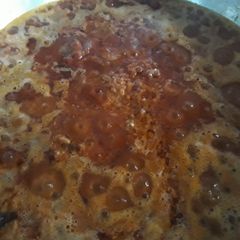 A picture of Sardine sauce.