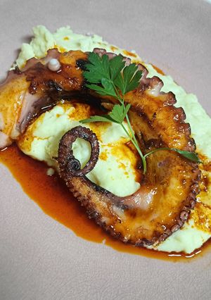 Una foto de Pulpo a la brasa