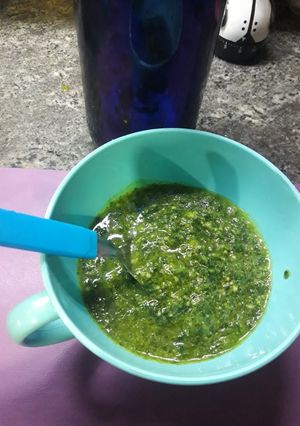Una foto de El pesto verdadero y casero!!