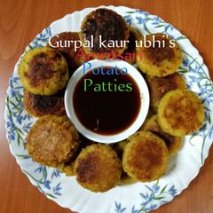 A picture of Amritsar potato patties 🥔.