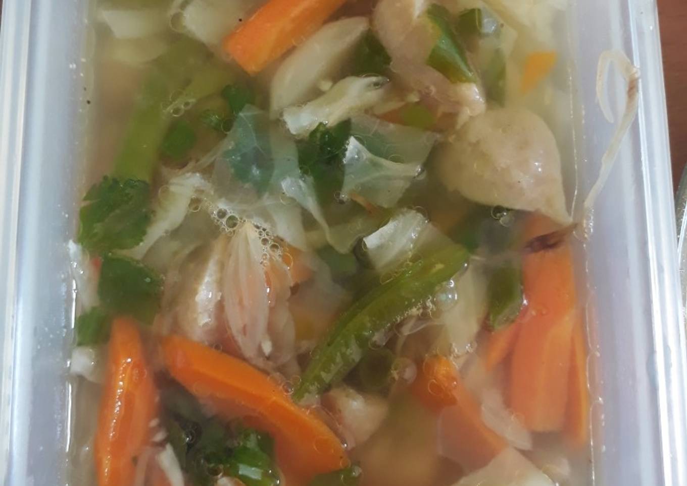Sayur sop bakso sederhana