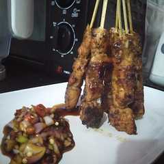 รูปของ Sate ayam marinasi Santan