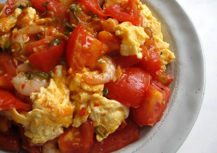Recipe of Super Quick Homemade Prawns Tomatoes &amp; Egg Stirfry