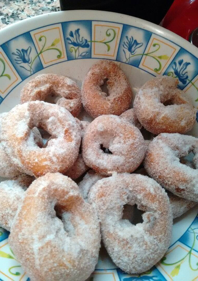 Una foto de Roscos fritos
