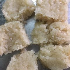 A picture of Nariyal Burfi.