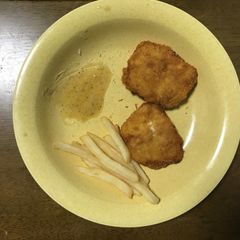 Fish and chips with Toyohira honey A picture of Fish and chips with Toyohira honey.