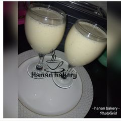 A picture of Banana smoothie.