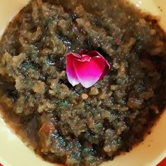 A picture of Coriander chutney.