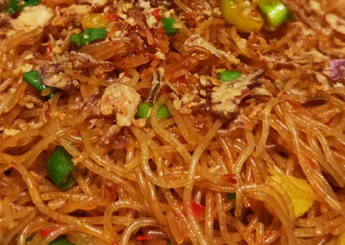 Bagaimana Membuat 03. Bihun Goreng Kecap Simpel dan Mudah yang Bisa Manjain Lidah
