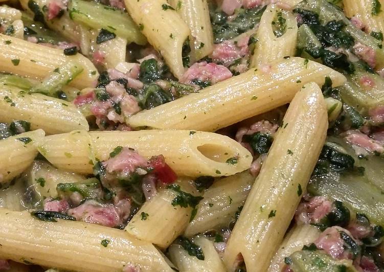 Penne con cotechino e cicoria