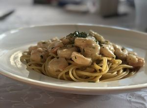 Tejszínes garnéla rák spagettivel recept fotója