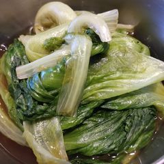 Lettuce in Oyster Sauce A picture of Lettuce in Oyster Sauce.