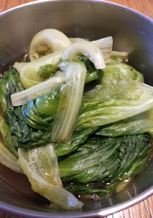 A picture of Lettuce in Oyster Sauce.