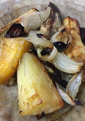 Una foto de Verduras al limón y romero