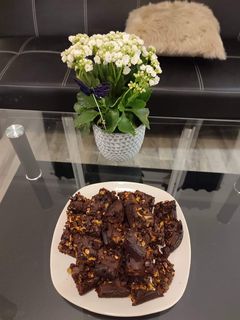 Vegán gyümölcsös csokis süti 💚 recept fotója
