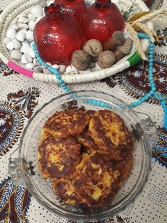 عکسی از دستور کوکوی سیب زمینی و مرغ