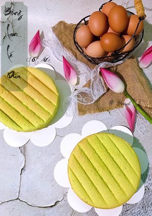 A picture of Pandan Chiffon Cake (No Baking Powder).
