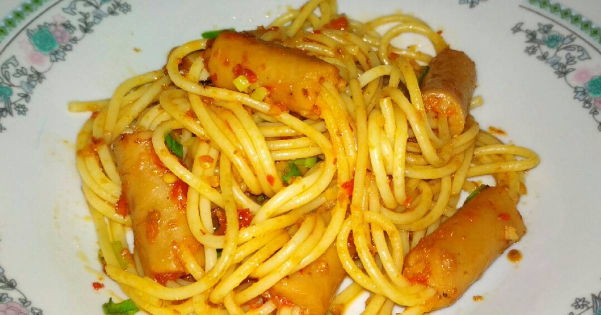 Resep Spaghetti Sosis Sambal Tomat Oleh Kikiwi94 Cookpad