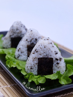 Foto resep Onigiri Chicken-Tofu