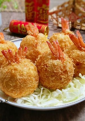 A picture of Phoenix Tail Shrimp Balls.