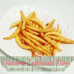 Indonesian Traditional Cheese Stick: Telur Gabus Keju / Bidaran / Widaran A picture of Indonesian Traditional Cheese Stick: Telur Gabus Keju / Bidaran / Widaran.