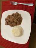 Lengua en Salsa de Nuez