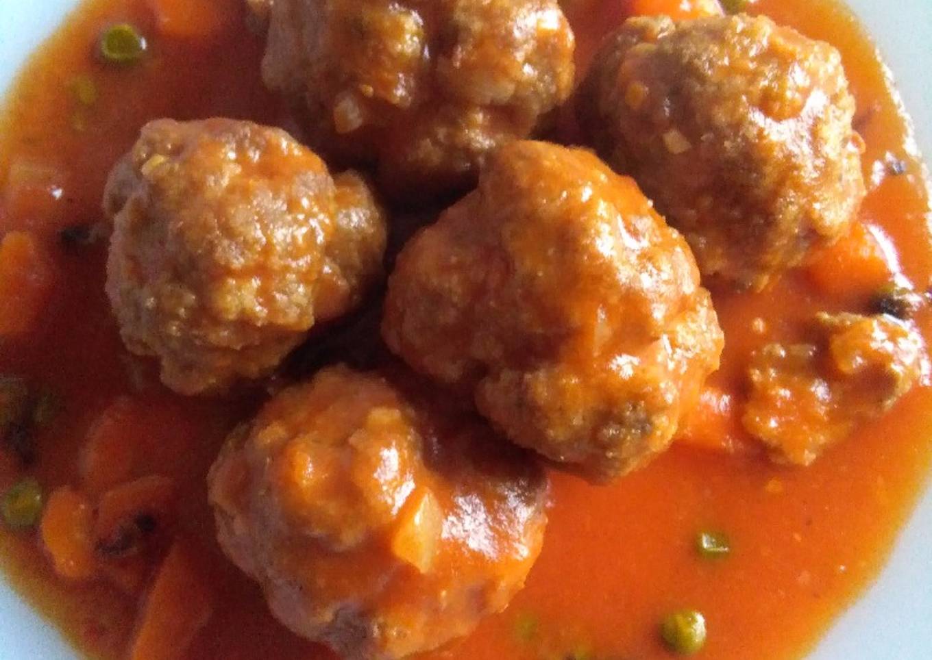 Albóndigas a la jardinera