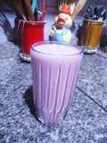 فراولة بي لبن 😍😋