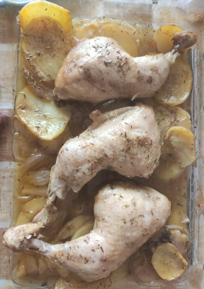 Una foto de Pollo al horno con cerveza