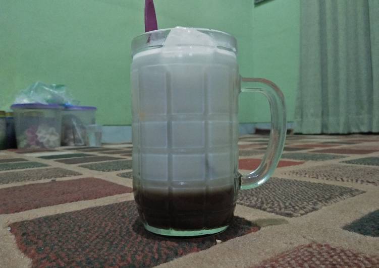 Resep: AppetizingEs Capuccino hitss