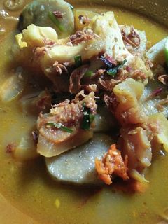 Foto resep Lontong Kikil Suroboyo
