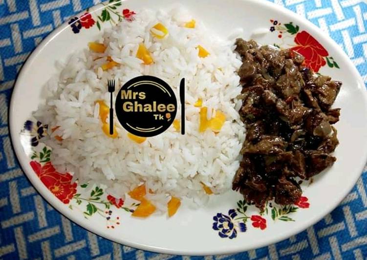 White carrots rice with beef sauce