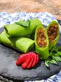 Dadar Gulung Unti Kelapa