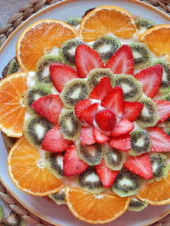 Foto di Crostata con crema chantilly e frutta