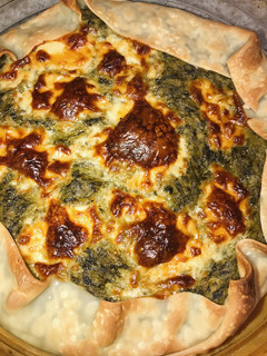 Una foto de Tarta de Acelga y Salsa Blanca