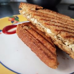 A picture of Paneer cheese grilled sandwich.