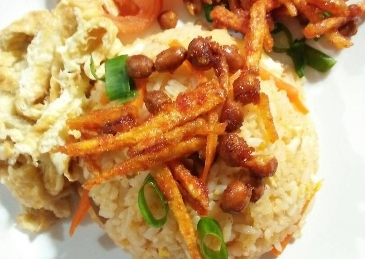 Nasi goreng kimchi simple