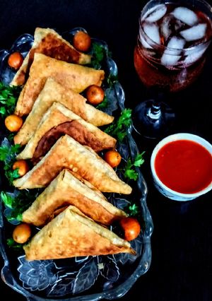 عکسی از دستور سمبوسه پیتزایی