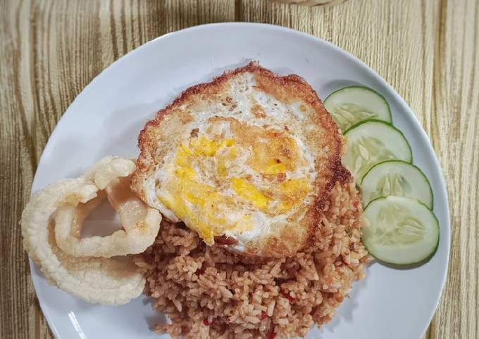 Resep Nasi Goreng Terasi Oleh Kiki Anesi Widia - Cookpad